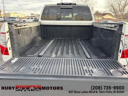 Used 2018 Nissan Titan PRO-4X w/ Pro-4x Convenience Package image 24