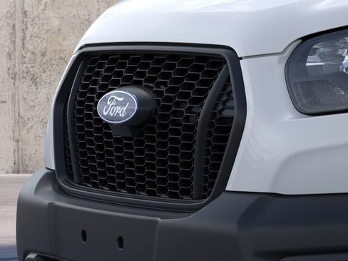 New 2026 Ford Transit 250 148 Medium Roof RWD image 17