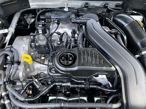 Used 2024 Volkswagen Jetta Sport FWD image 31