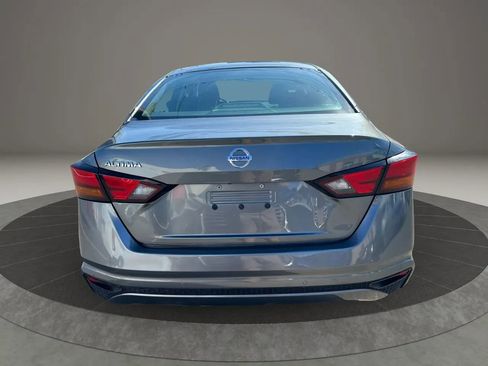 Used 2021 Nissan Altima 2.5 S w/ Driver Assist Package image 6