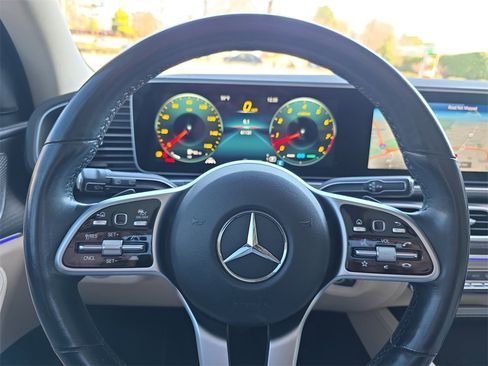 Certified 2021 Mercedes-Benz GLE 450 4MATIC image 22