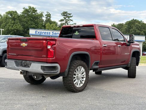 Used 2022 Chevrolet Silverado 2500 LTZ w/ LTZ Premium Package AWD/4WD image 12