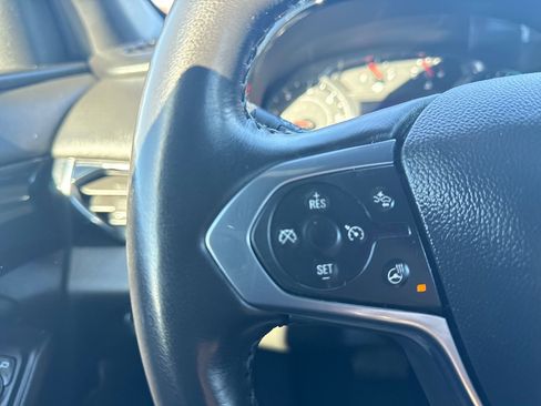 Used 2022 Chevrolet Traverse RS w/ LPO, Floor Liner Package image 30