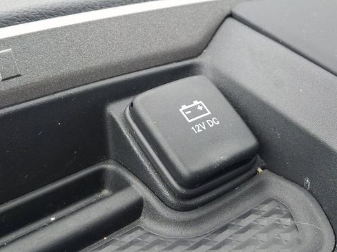Used 2025 RAM 1500 Tradesman AWD/4WD image 25