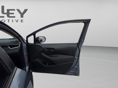 Used 2022 Toyota Corolla LE image 28