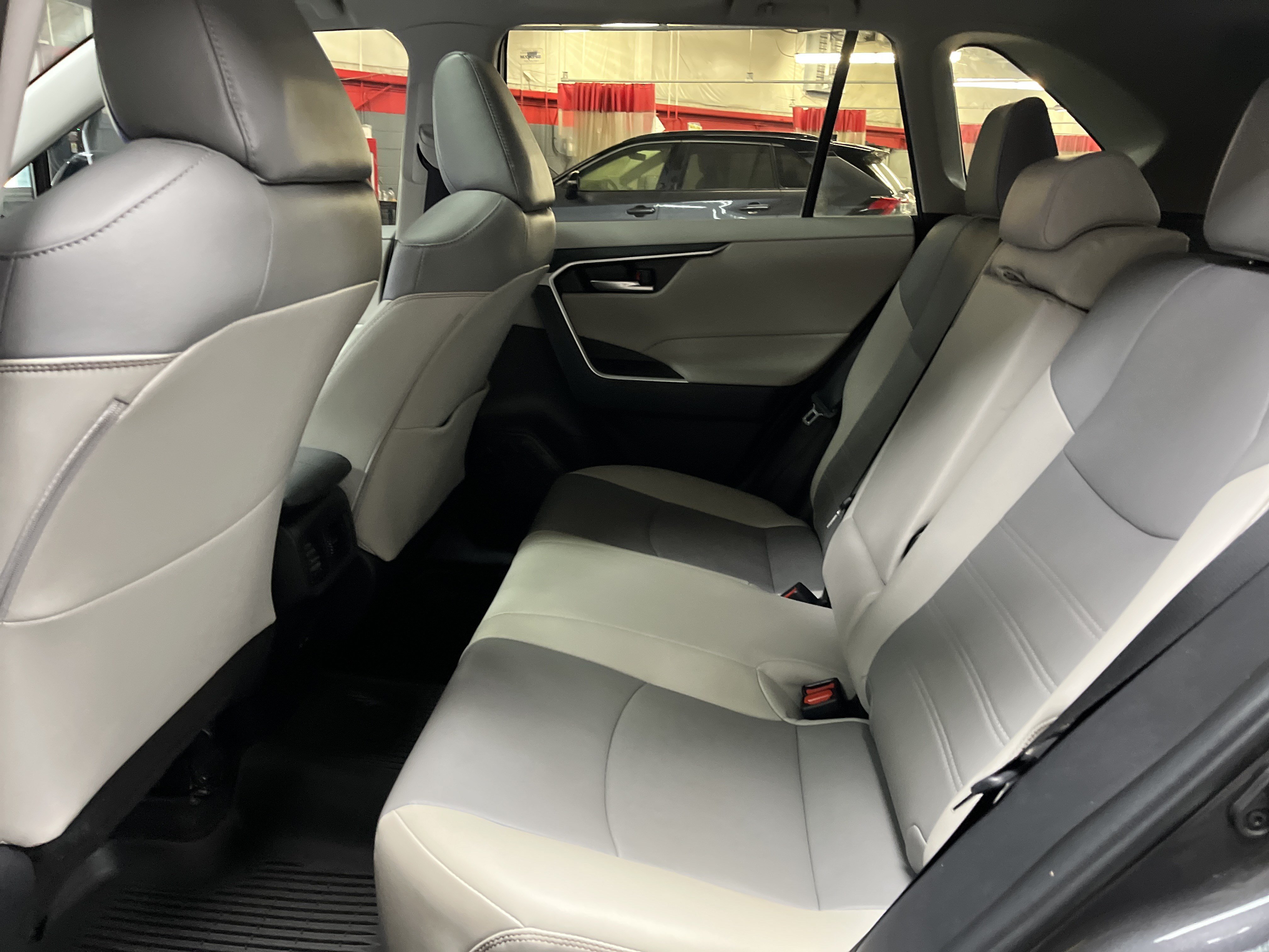 Certified 2025 Toyota RAV4 XLE Premium FWD image 31