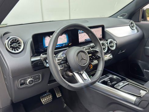 Used 2025 Mercedes-Benz GLA 35 AMG 4MATIC w/ Exclusive Trim Package image 14