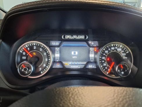 Used 2019 RAM 1500 Laramie image 28