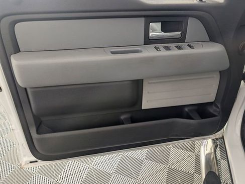 Used 2013 Ford F150 XLT w/ Luxury Equipment Group RWD image 10