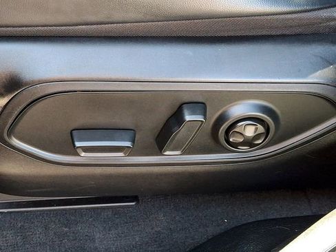 Used 2022 Jeep Grand Cherokee L Limited image 29