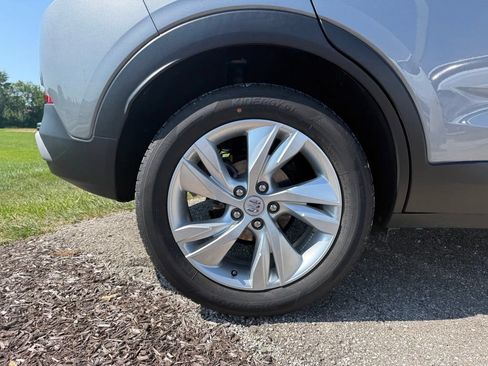 Used 2024 Buick Encore GX Preferred w/ Comfort Package FWD image 17