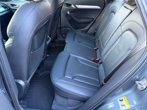 Used 2015 Audi Q3 2.0T Prestige w/ Prestige Package image 27