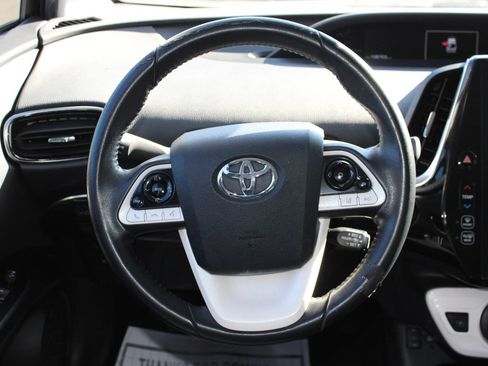 Used 2017 Toyota Prius Prime Premium w/ Preferred Accessory Package FWD image 22