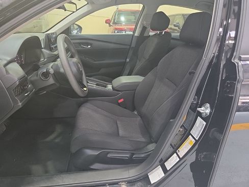 Used 2025 Honda Accord LX image 3