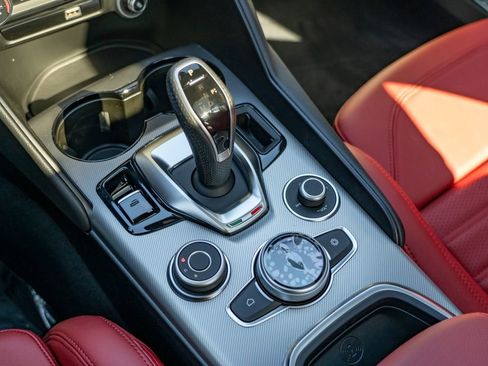 New 2025 Alfa Romeo Giulia w/ Veloce Package Rwd image 26