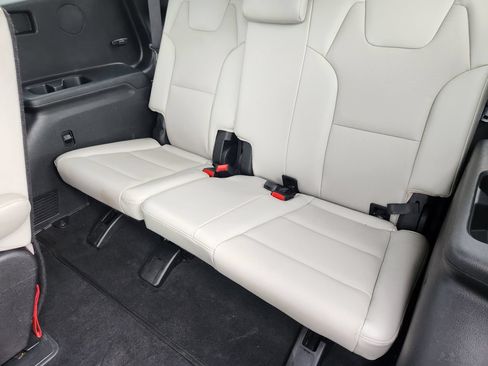 Used 2022 Kia Telluride EX w/ EX Premium Package AWD/4WD image 30