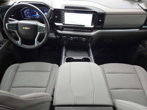 Certified 2024 Chevrolet Silverado 2500 LTZ w/ LTZ Convenience Package image 24