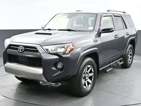 Used 2021 Toyota 4Runner TRD Off-Road Premium w/ Moonroof Package AWD/4WD image 3