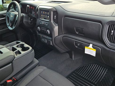 New 2026 Chevrolet Silverado 1500 Custom image 25