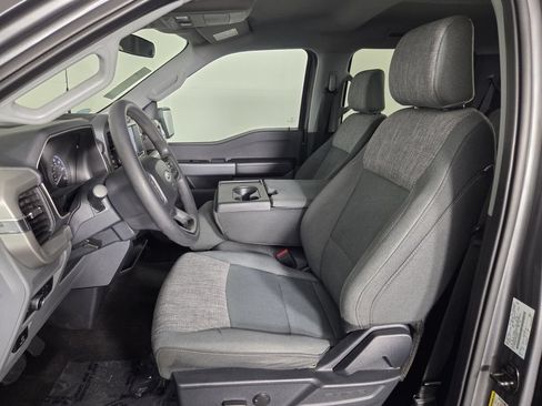 Used 2023 Ford F150 XLT AWD/4WD image 9
