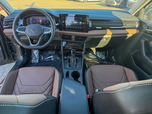 New 2026 Volkswagen Jetta SEL image 24