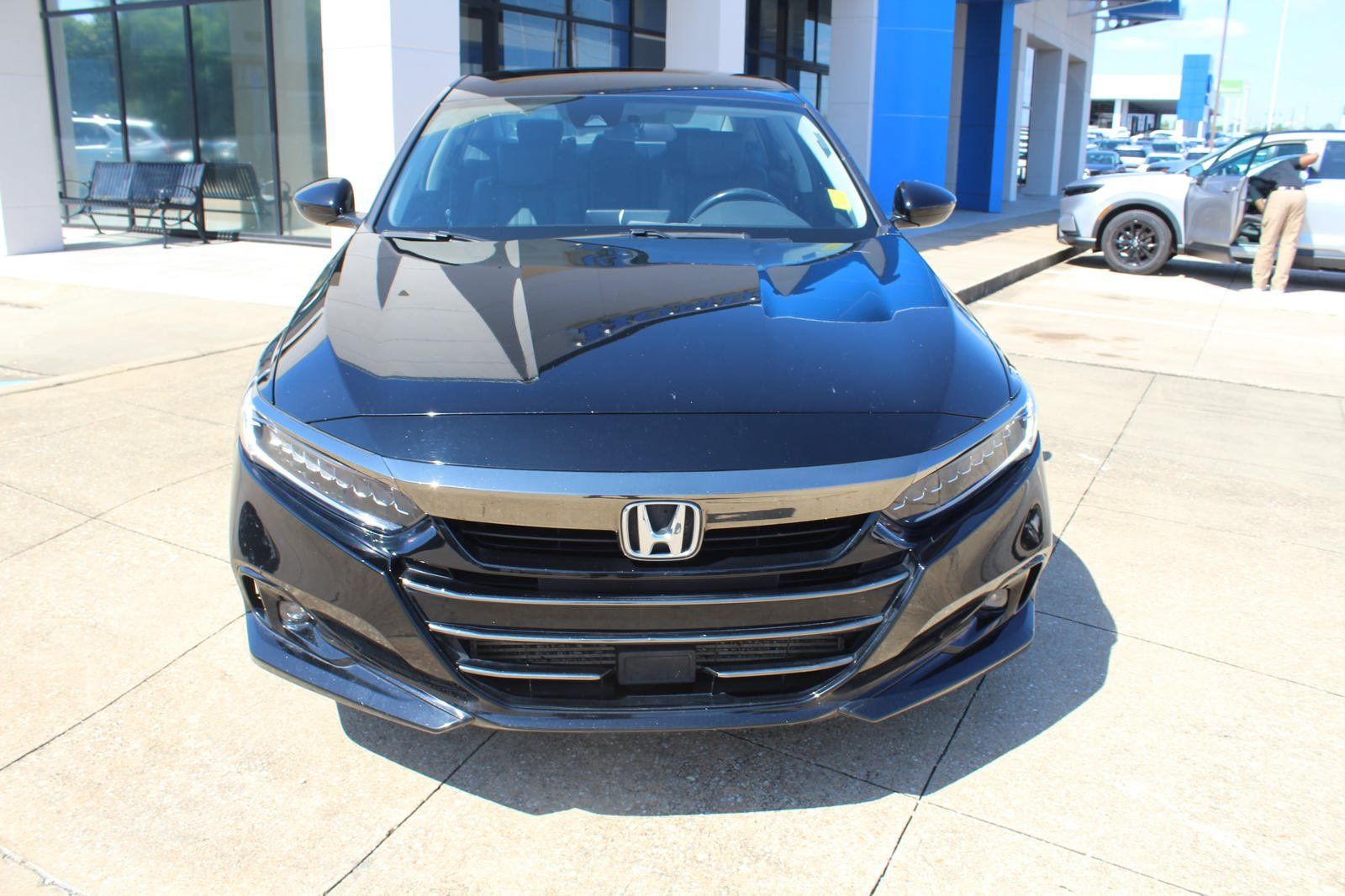 Used 2022 Honda Accord Sport Special Edition image 2