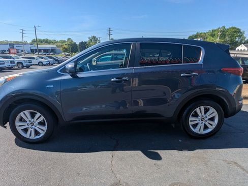 Used 2018 Kia Sportage LX image 4