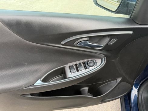 Used 2022 Chevrolet Malibu LT image 10