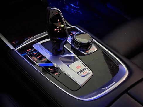 Used 2018 BMW 750i xDrive 750i xDrive image 40