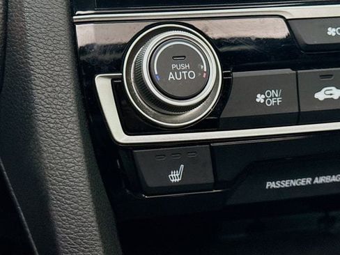 Used 2017 Honda Civic Touring image 22