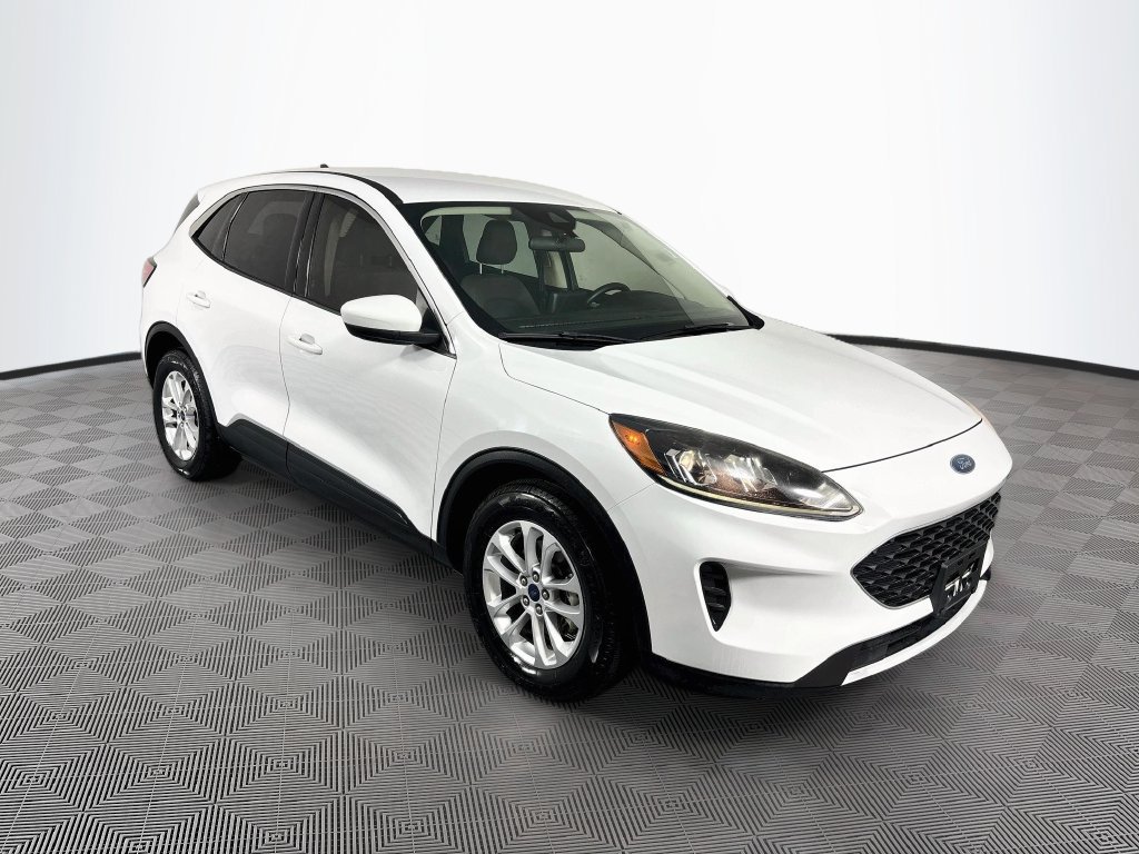 Used 2020 Ford Escape SE FWD image 1