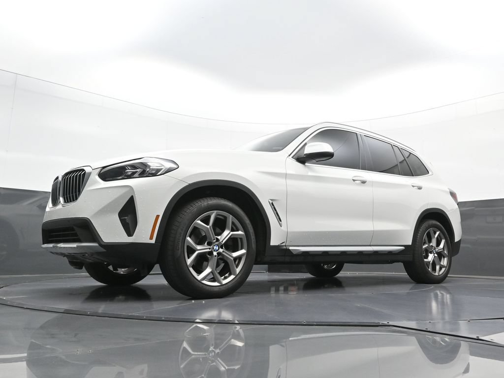 Used 2024 BMW X3 xDrive30i w/ Premium Package w/ZPA AWD/4WD image 23