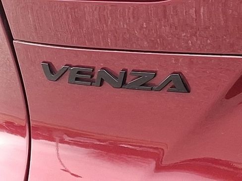 Used 2024 Toyota Venza Nightshade image 34