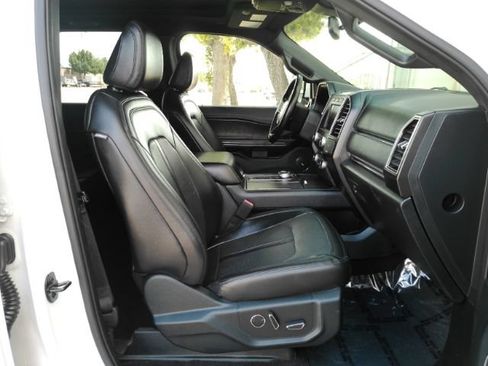 Used 2021 Ford Expedition Max Limited RWD image 22