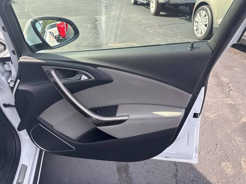 Used 2016 Buick Verano w/ Comfort Package FWD image 24