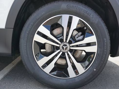 Certified 2025 Mercedes-Benz GLB 250 image 19