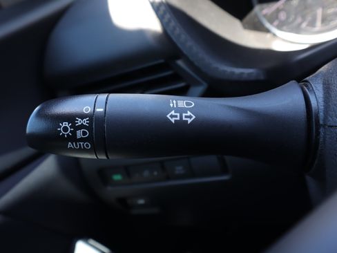 Used 2024 Nissan Sentra S image 19