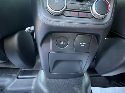 Used 2025 Ford Explorer ST AWD/4WD image 28