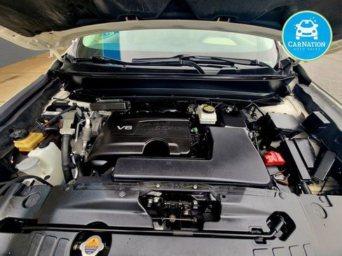 Used 2018 Nissan Pathfinder SL w/ SL Premium Package image 23