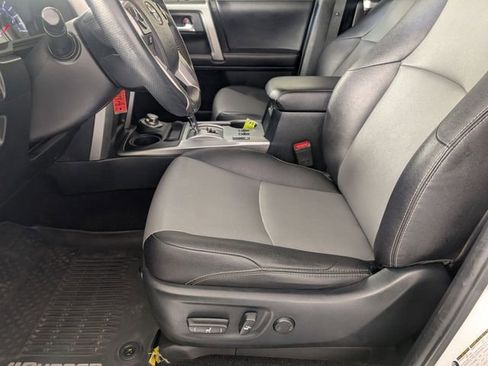 Used 2018 Toyota 4Runner SR5 Premium AWD/4WD image 12