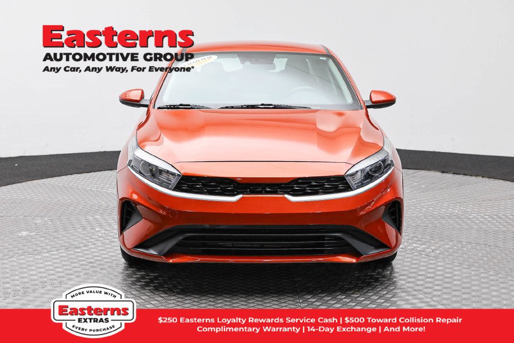 Used 2022 Kia Forte LXS FWD image 3