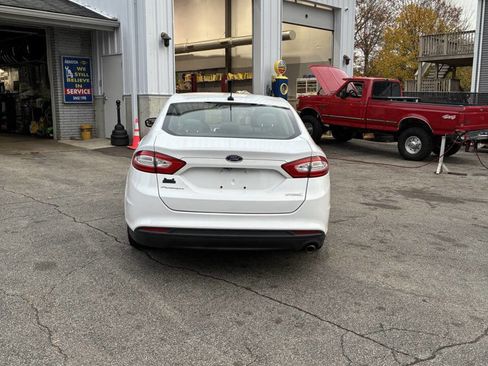 Used 2015 Ford Fusion S image 6
