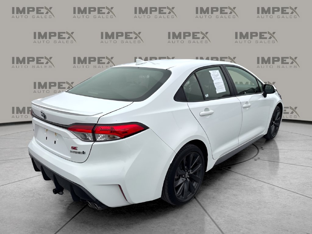 Used 2024 Toyota Corolla SE FWD image 5