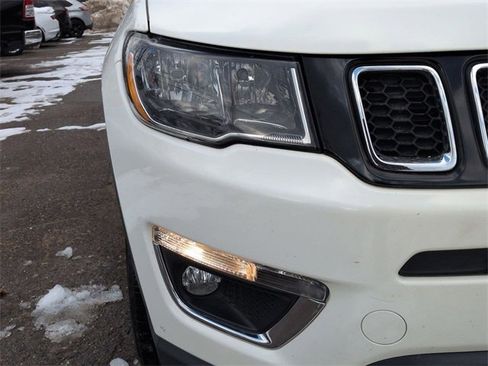 Used 2020 Jeep Compass Limited image 9