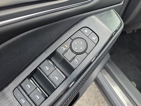New 2026 Nissan Rogue Platinum w/ Platinum Premium Package AWD/4WD image 18