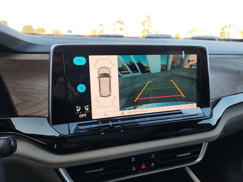 New 2026 Volkswagen Atlas SE image 18