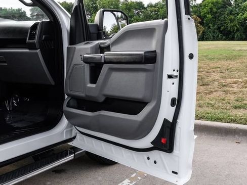 Used 2019 Ford F150 XLT w/ Equipment Group 301A Mid RWD image 38
