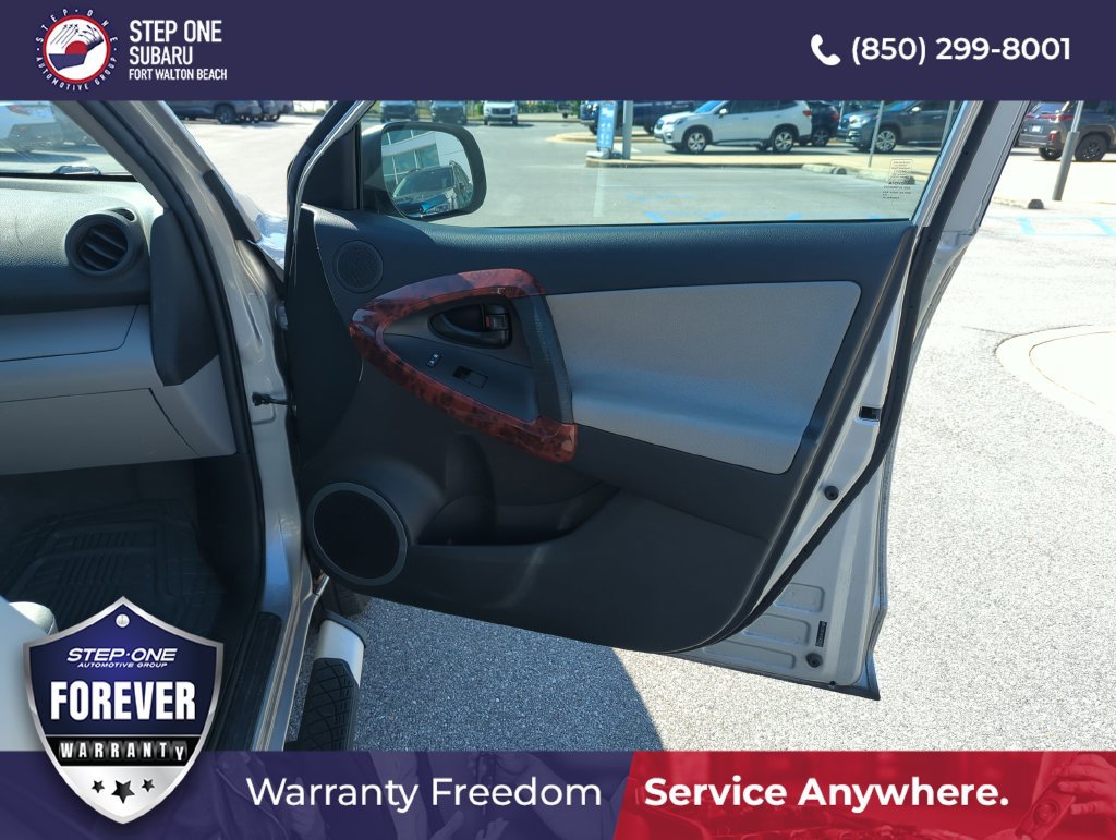 Used 2012 Toyota RAV4 4WD w/ Value Pkg image 31