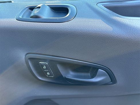 Used 2022 Ford Transit 250 Base image 42