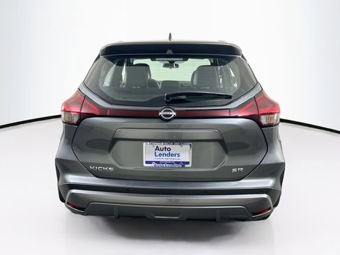Used 2024 Nissan Kicks SR w/ SR Premium Package image 6